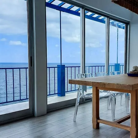 Eirinhas Bela Vista - Unique Atlantic View 4* Maia (Sao Miguel)