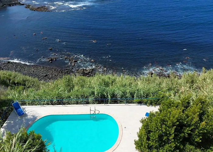 Pensjonat Eirinhas Bela Vista Raal 2909 4*